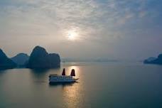 Vietnam: Northern to Southern Tour with 12 Days Beach Holiday