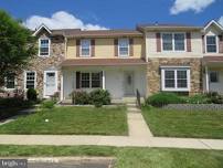 Open House: 1-3pm EDT at 28 Pinedale Ct, Hamilton, NJ 08690