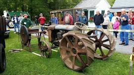 Antique Tractor and One Lunger Day 2024