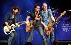 Eli Young Band Cedar