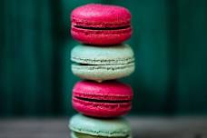 Macarons (1 hot beverage included)