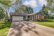 Open House: 1-2:30pm EDT at 5146 Willow Dr, Lima, OH 45807