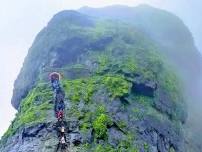 Trek to Harihar Fort & Trimbakeshwar Jyothirling Temple