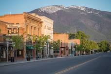 Culture Crawl Saturday in Downtown Hamilton