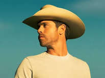 Dustin Lynch