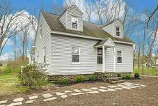 Open House: 12-1:30pm EDT at 193 Clinton Rd, Sterling, MA 01564