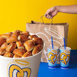 Auntie Anne's Visits Steele Missouri!