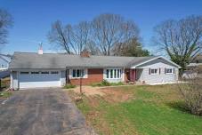 Open Home On Sun May 05; 12:00 PM - 3:00 PM