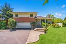 Open House: 2:00 PM - 3:30 PM at 23 Morris Dr