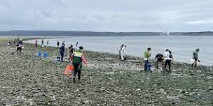 Clamming at Fort Flagler 2024