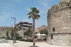 Half-Day Private Tour in Durrës: Visit Ancient Greek and Roman Landmarks from Tirana