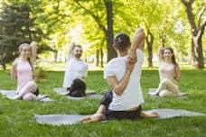 OUTDOOR Community Yoga in The Grove