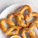 National Beer Day: Pretzels & Dips 04/07