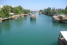 Manavgat River Cruise: Exploration with Lunch, Drinks, and Bazaar Tour from Side