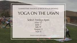 Yoga on the Lawn @the Bron