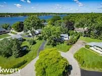 Open House: 12-2pm EDT at 3078 Graceview Ct, Waterford, MI 48329