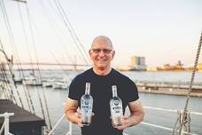 Meet & Greet Bottle Signing with Celebrity Chef Robert Irvine – Metairie, LA