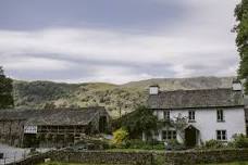 Beatrix Potter Tour: Explore Traditional Lakeland & Famous Children