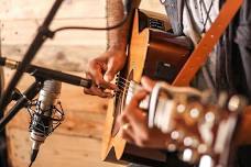 Live Music in the Lighthouse Pub