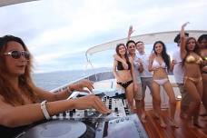 Baliblue Yacht Party: Enjoy Sunset, Music, and Dance in Pattaya