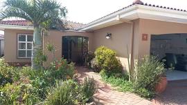 On Show - R 2 900 000 - Winklespruit - 3 Bedroom Townhouse