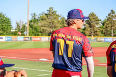 Badlands Big Sticks vs. Willmar Stingers