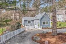 Open House - Sunday Apr 28, 11am–1pm