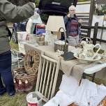 Antique, vintage and collectors market