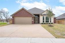 Open House: 12-3pm CDT at 1104 Robinsville Ct, College Station, TX 77845