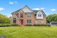 Open House - Sunday May 19, 12pm–2pm