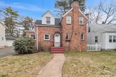 Open House: 11:00 AM - 12:30 PM at 169 Carver St