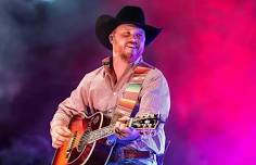 Cody Johnson at Brookshire Grocery Arena