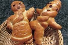 Sale of freshly baked bread at the Oven House.