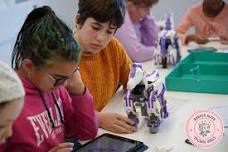 Gawler Techno Girls - Robots Alive!