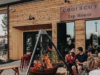 Drinks and food trucks at Crosscut Warming Hut #5 Taphouse  