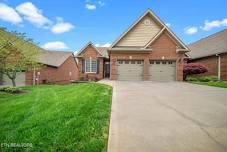 Open House: 2-4pm EDT at 171 Waterford Cir, Lenoir City, TN 37772