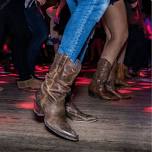 COUNTRY LINE DANCING LESSONS