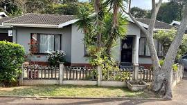 On Show - R 1 120 000 - Warner Beach - 3 Bedroom Townhouse