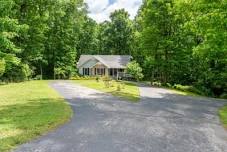 Open House: 1-3pm CDT at 733 Jean Dr, Tullahoma, TN 37388