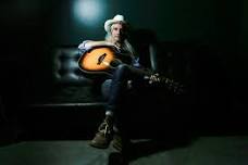 Steve Poltz @ Meaford Hall