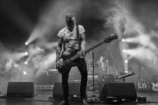 Peter Hook & The Light