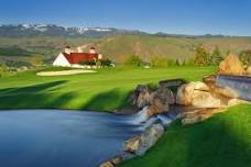 Father's Day Golf Special at The Highlander Golf Course