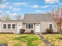 Open House: 12-2pm EDT at 7723 Amherst Dr, Manassas, VA 20111