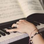 Piano Lessons With Gordon Tenney – Tues and Thurs 3:30pm-9:00pm