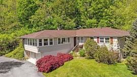 Open House: 12-3pm EDT at 78 Dunderberg Rd, Central Valley, NY 10917