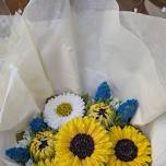 Summertime Sunflowers Cupcake Bouquet Piping class