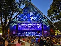 PHIL VASSAR, PERFORMER & SONGWRITER, AT THE STATE FAIR'S LEINIE LODGE BANDSHELL!