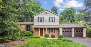 Open House: 2:00 PM - 4:00 PM at 5 Halifax Ct