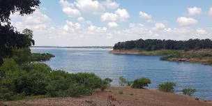 Hiking Lake Grapevine North Shore