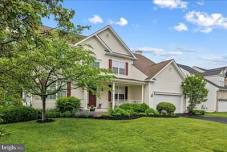 Open House: 1-3pm EDT at 227 Rebecca Dr, Winchester, VA 22602